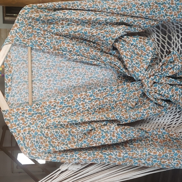 Boho Wrap Crop Top - Picture 2 of 6